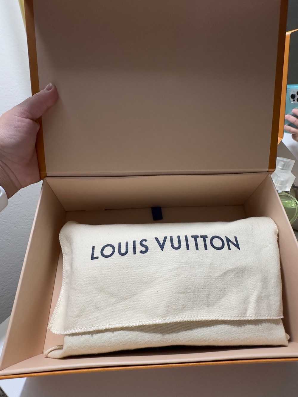 Louis Vuitton Black Leather Wallet with Gold Chain - Picture 7 of 14